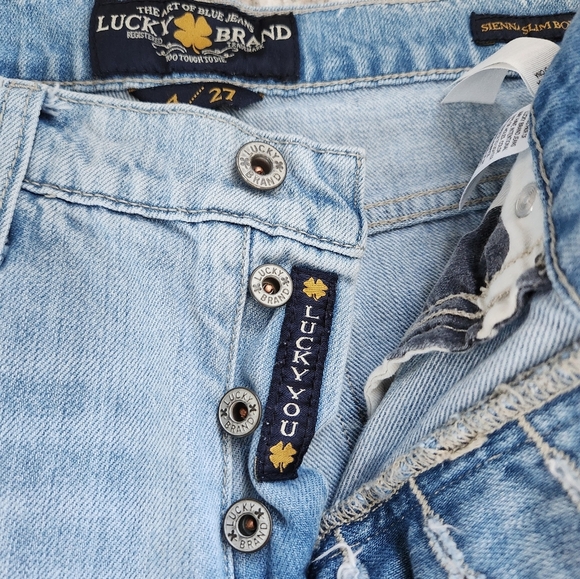 Lucky Brand Embroidered Distressed Light Blue Jeans, 4/27 - Picture 4 of 7